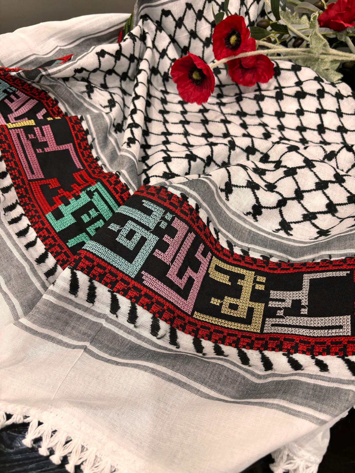 Keffiyeh (Triangle scarf) with Palestinian cities names