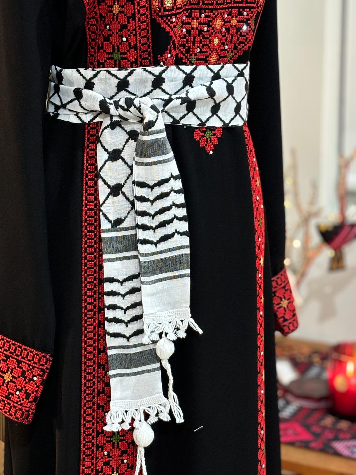 Keffiyeh belt with white tassel