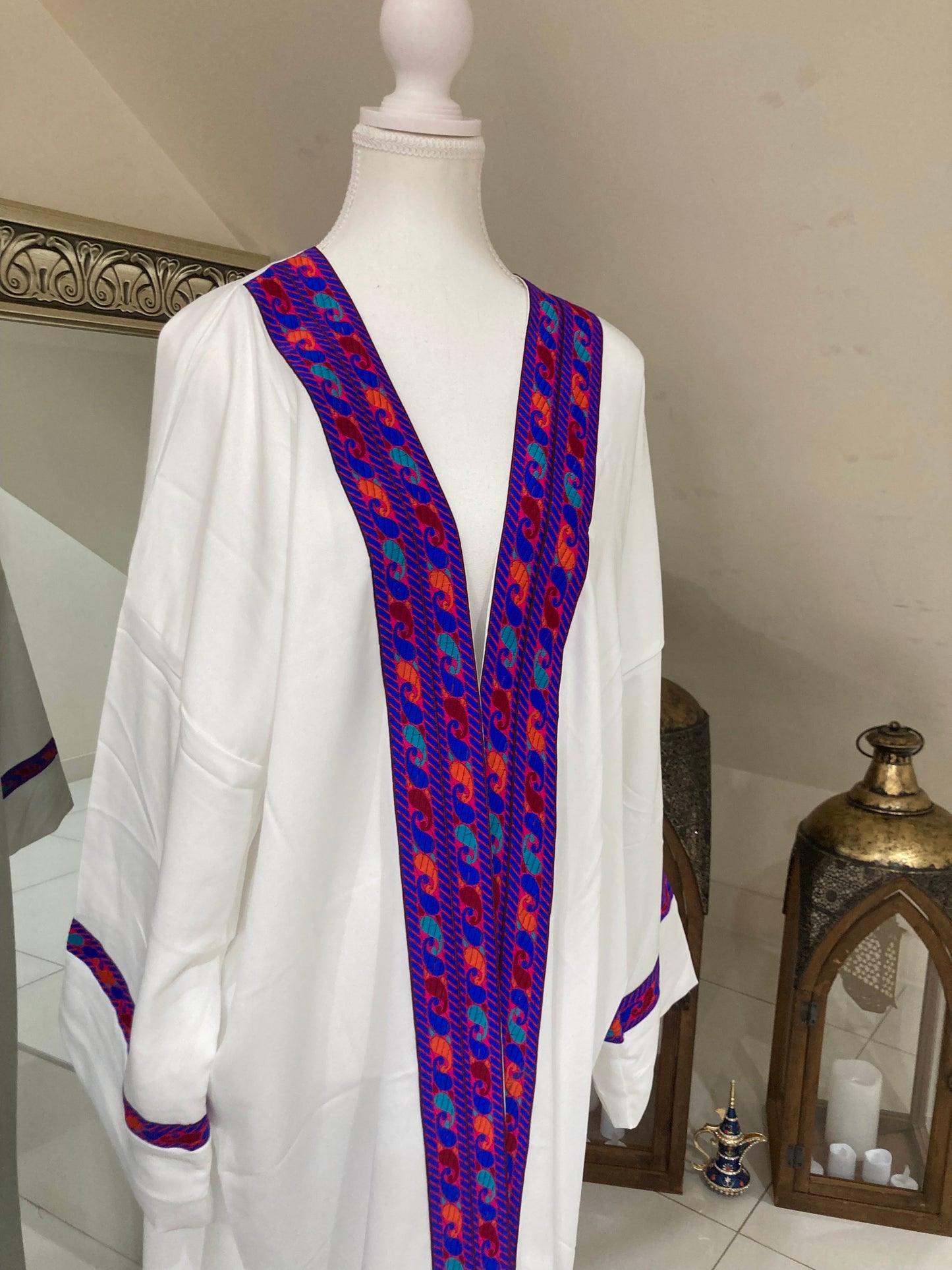 Cultural White Abaya Design 3