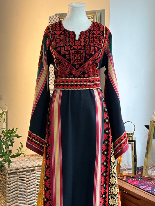 Majdalawi Thobe Red and Black