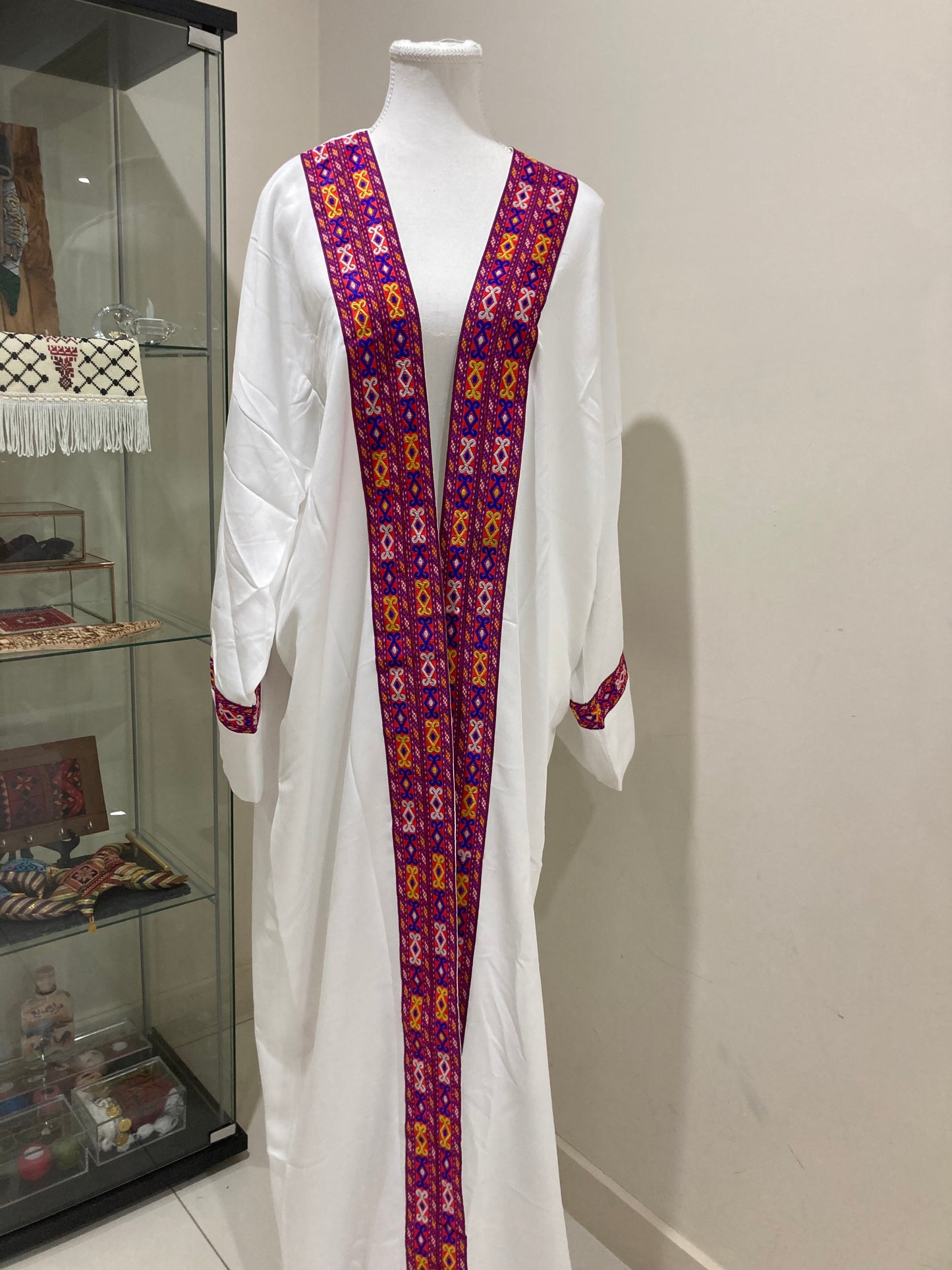 Cultural White Abaya Design 2