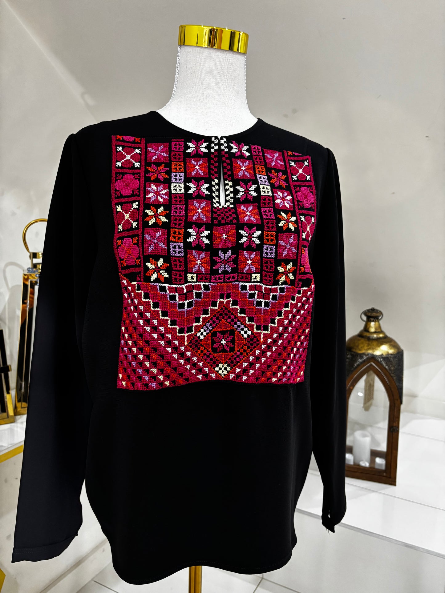 Tatreez top (Al Khalil City Qabah)