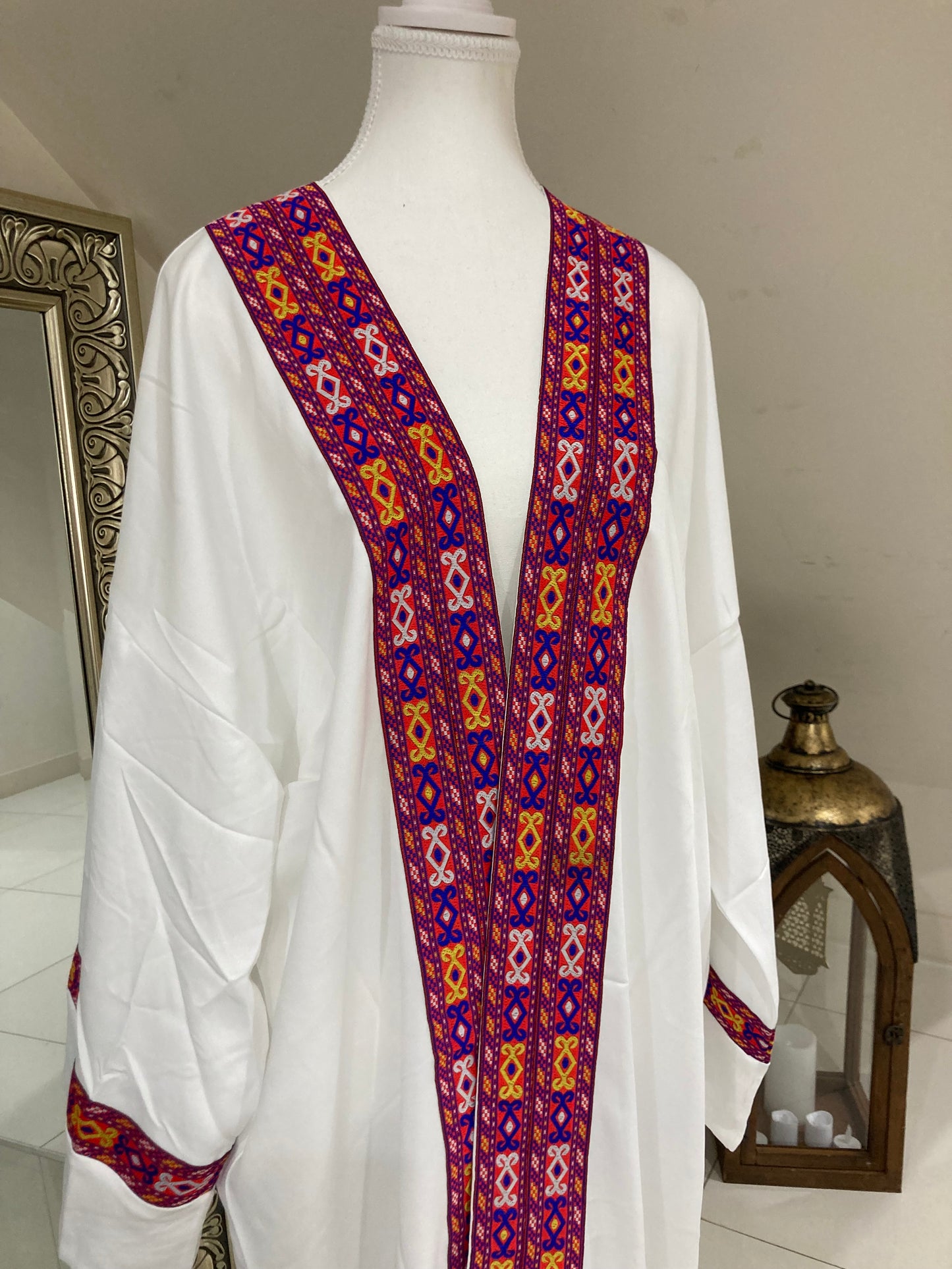 Cultural White Abaya Design 2