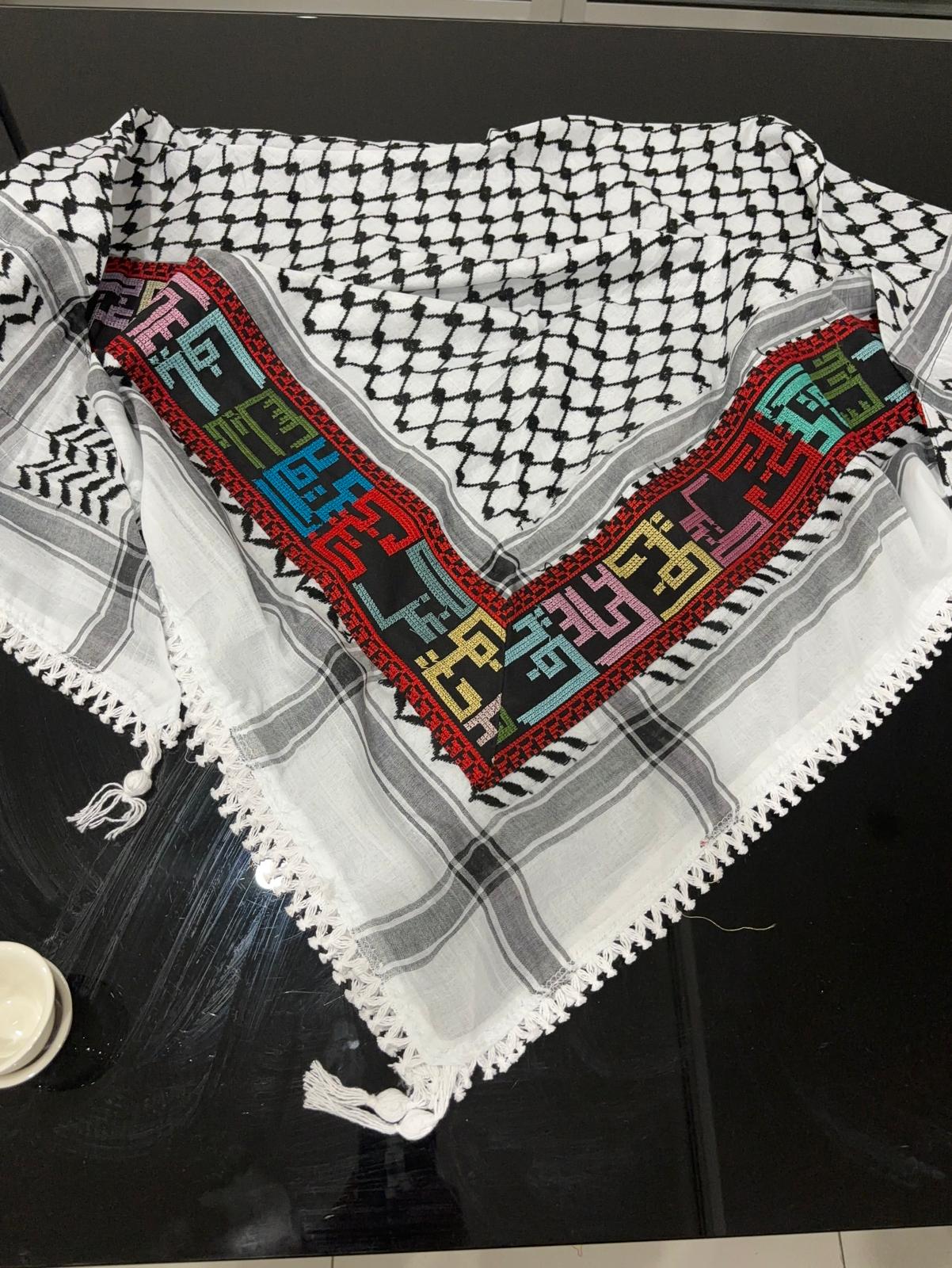 Keffiyeh (Triangle scarf) with Palestinian cities names