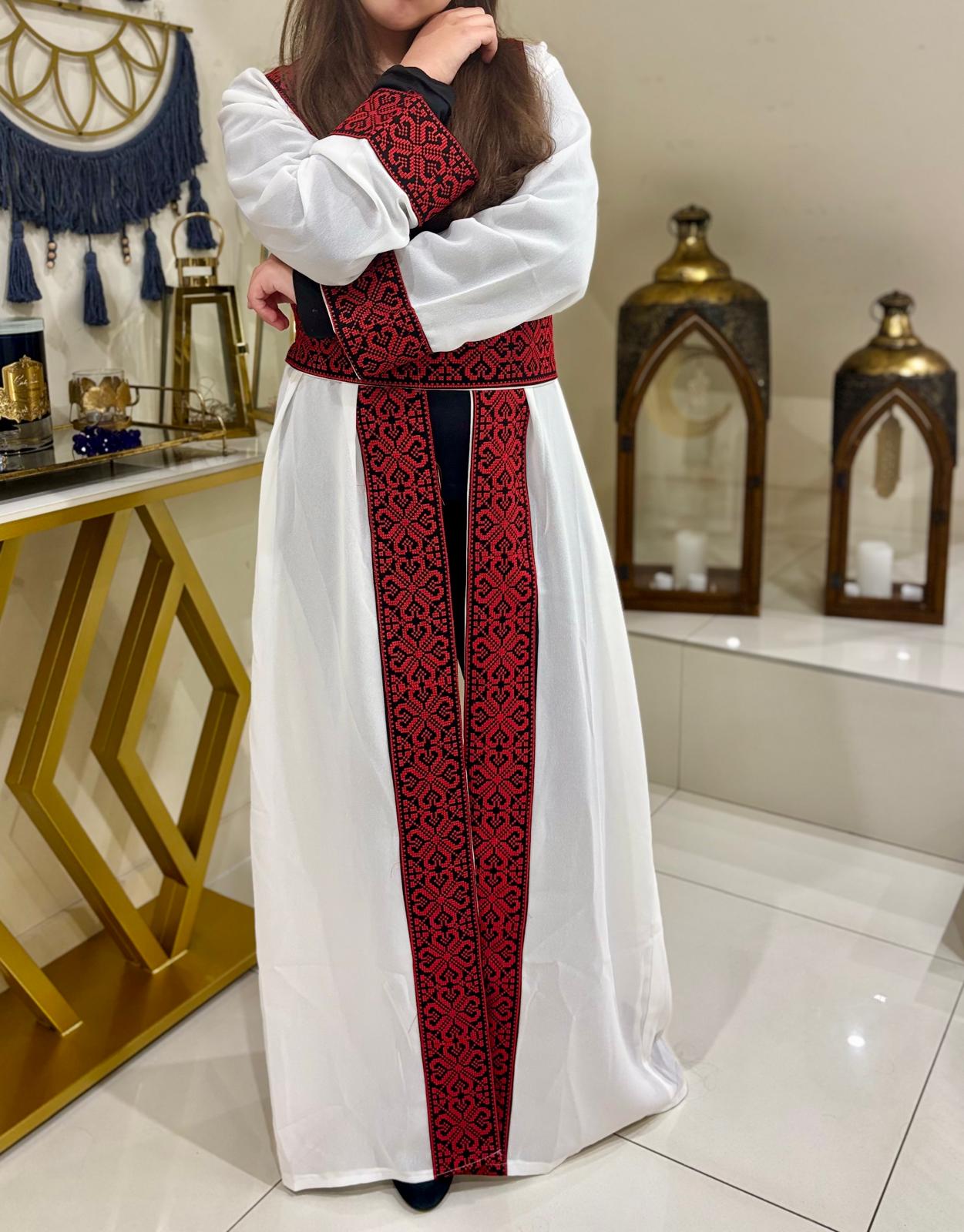 White Chiffon Tatreez Abaya (Hearts)
