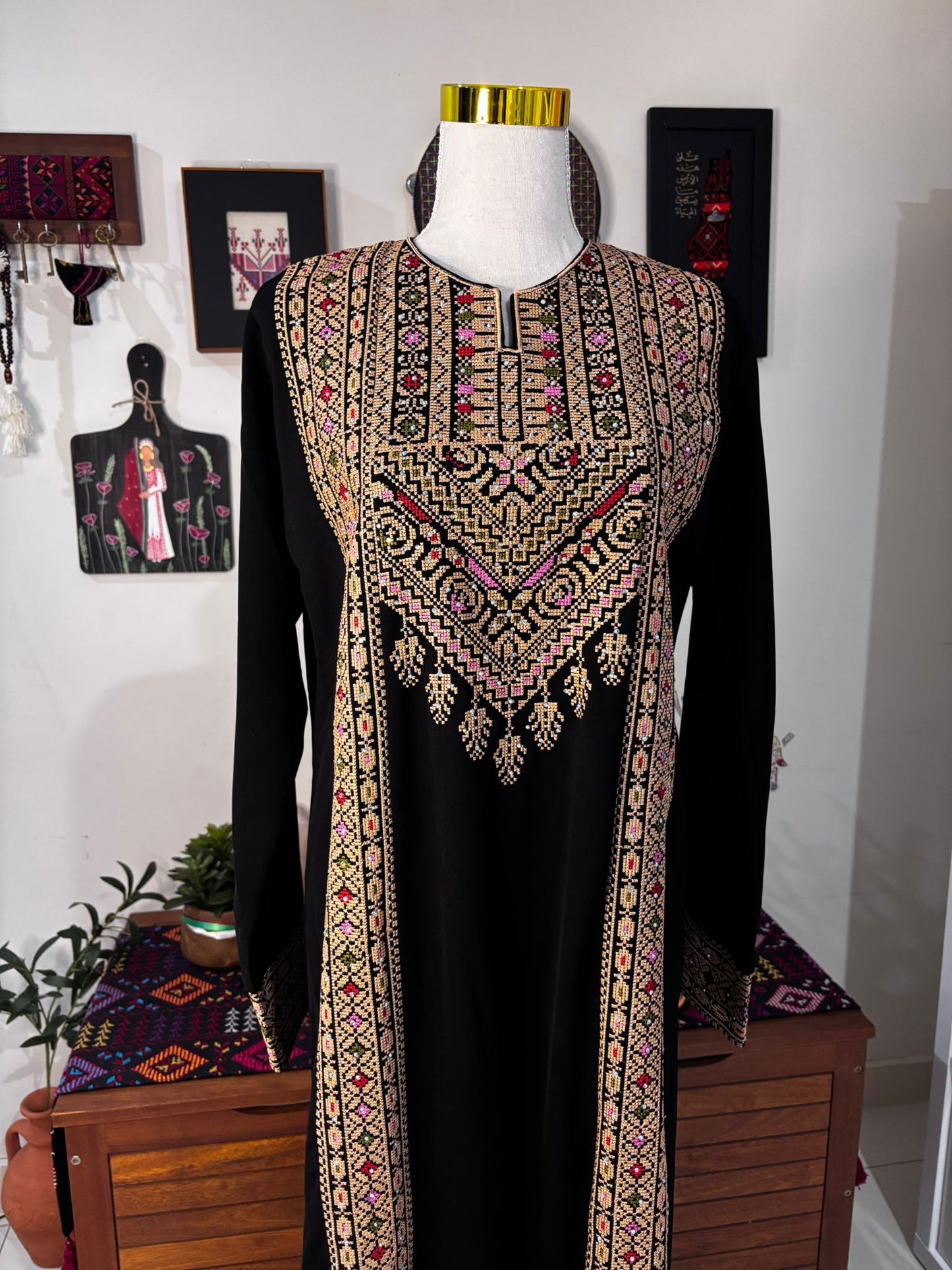 Baladi Thobe (Gold)