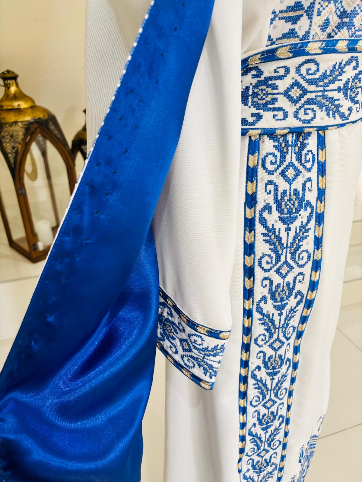 The Princess Thobe (White and Blue)