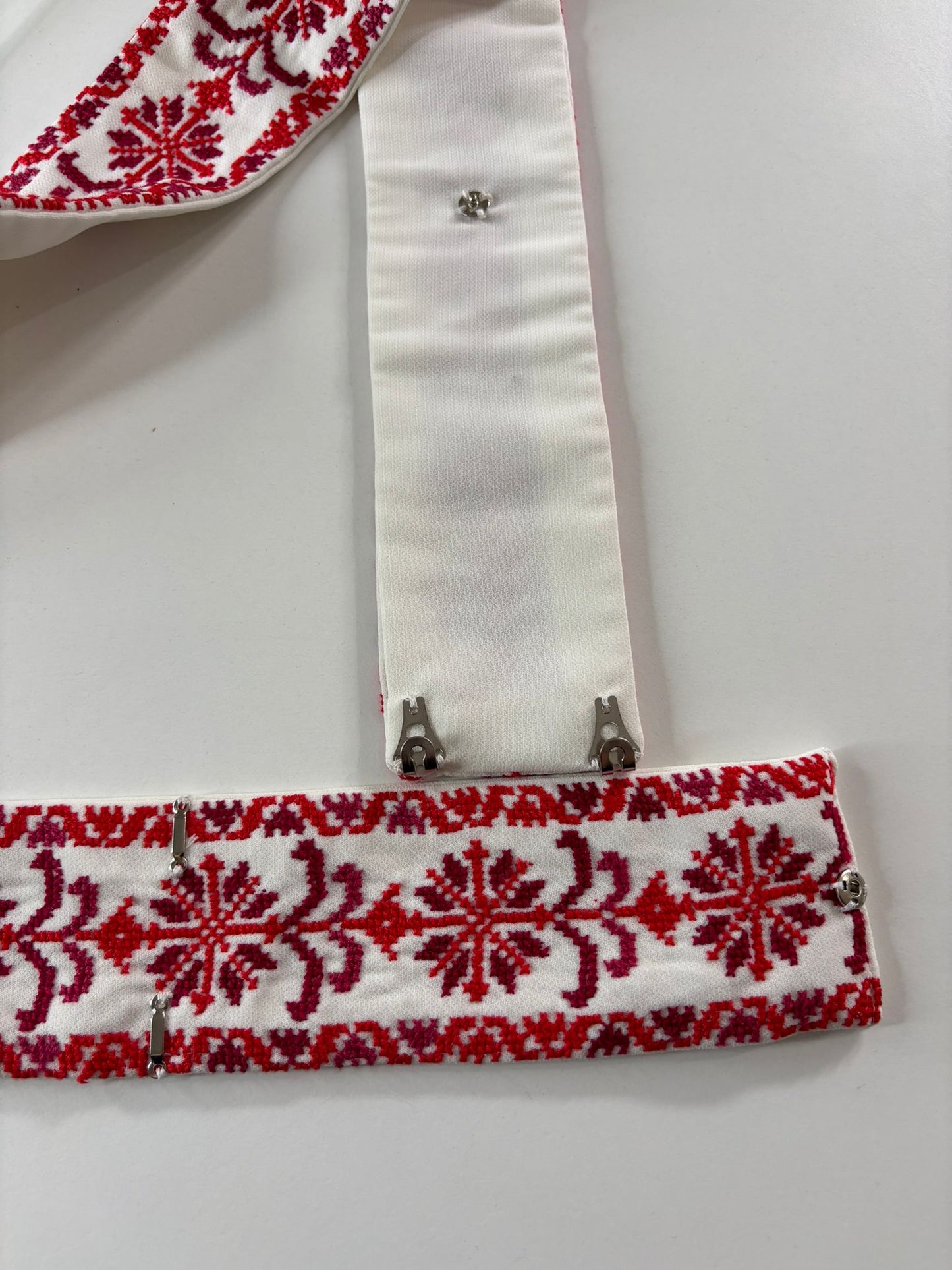 Hand-embroidered Belt (White & Red)