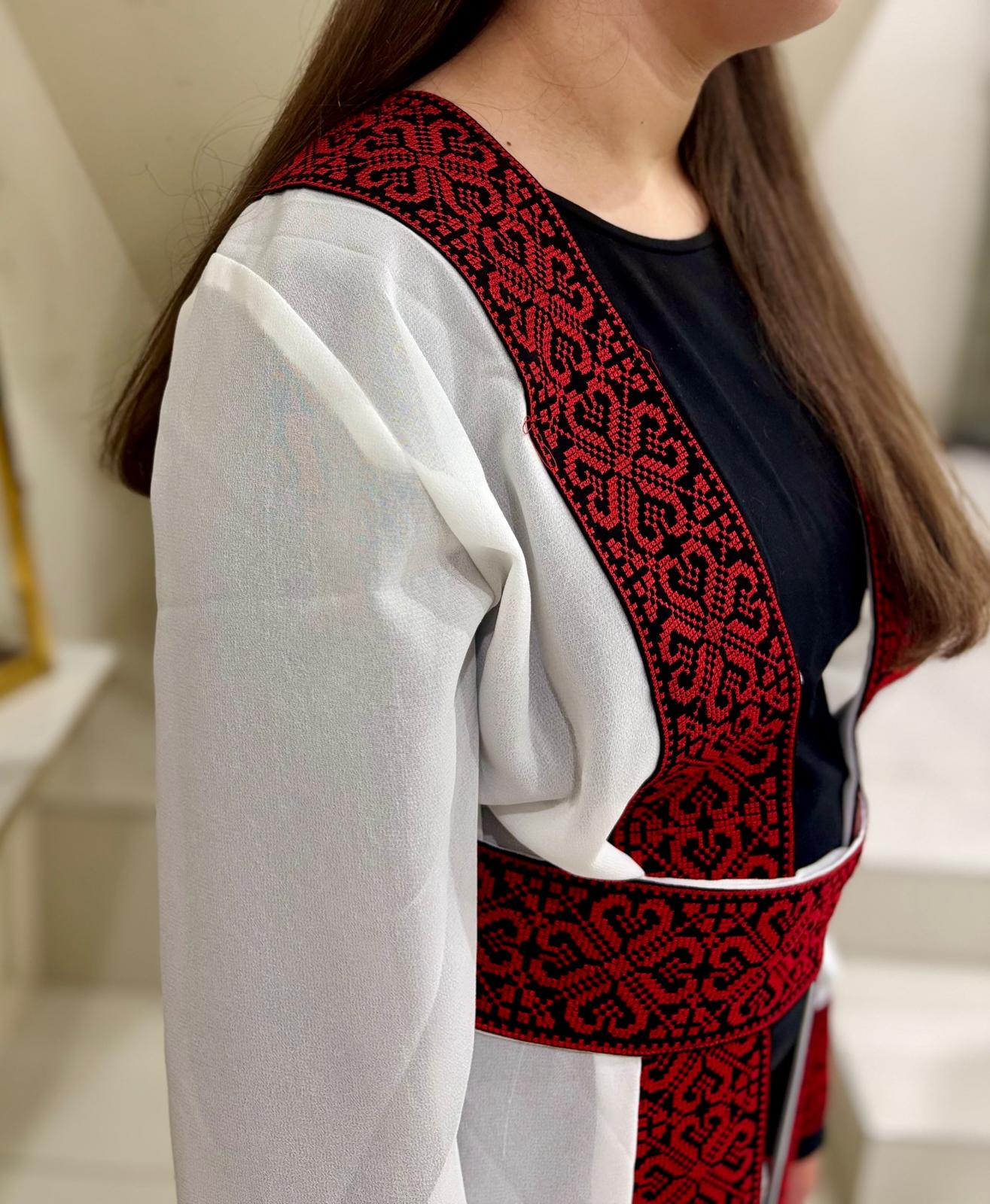 White Chiffon Tatreez Abaya (Hearts)