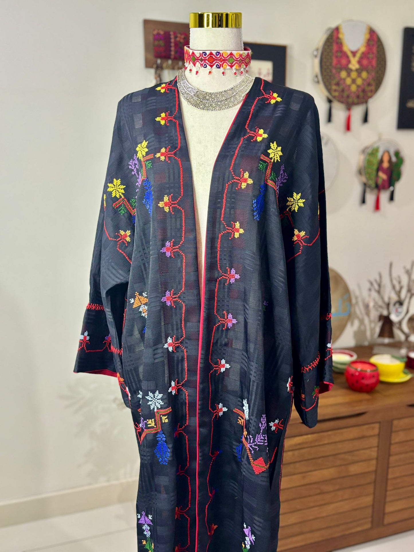 Layl Abaya