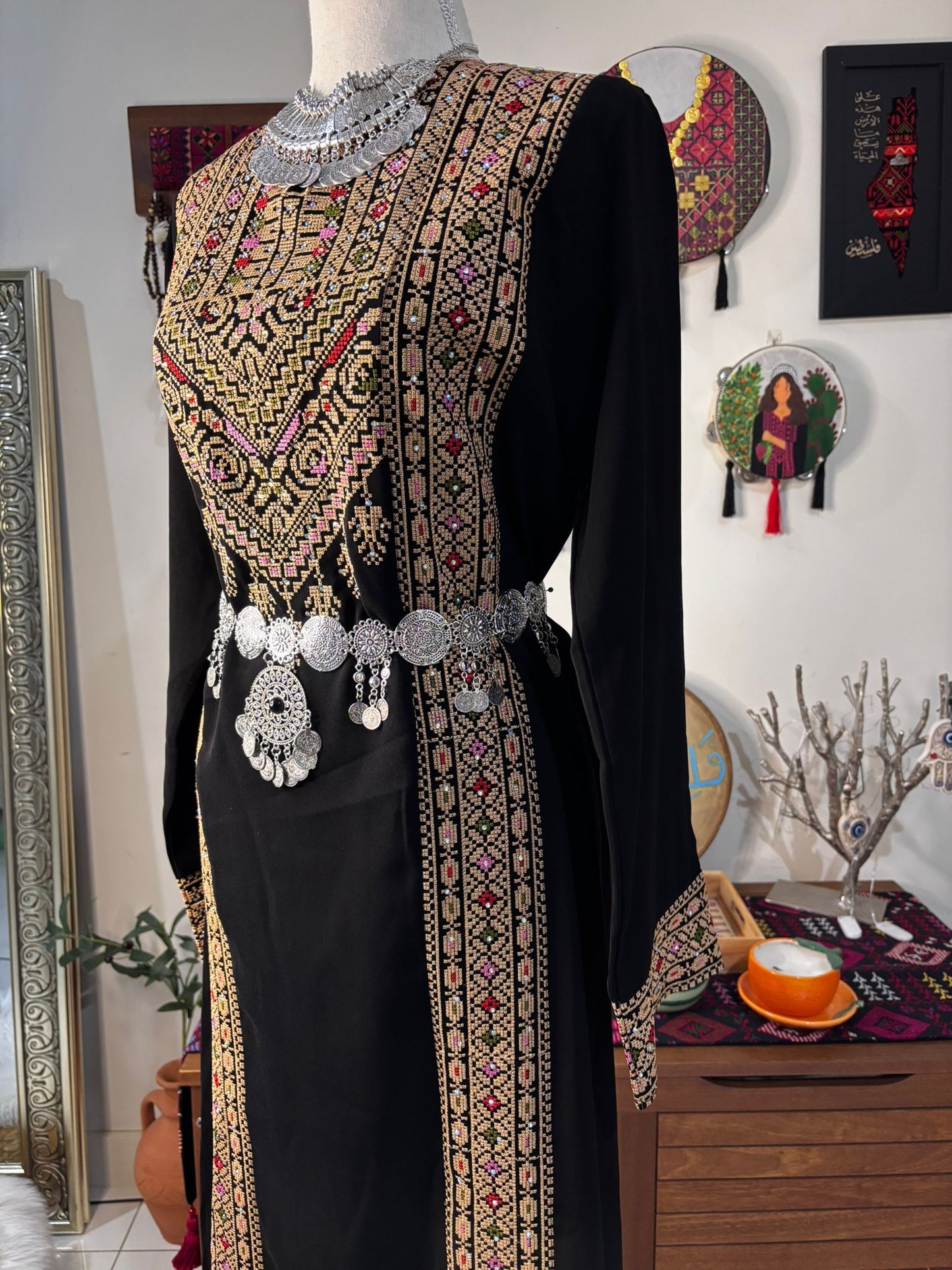 Baladi Thobe (Gold)