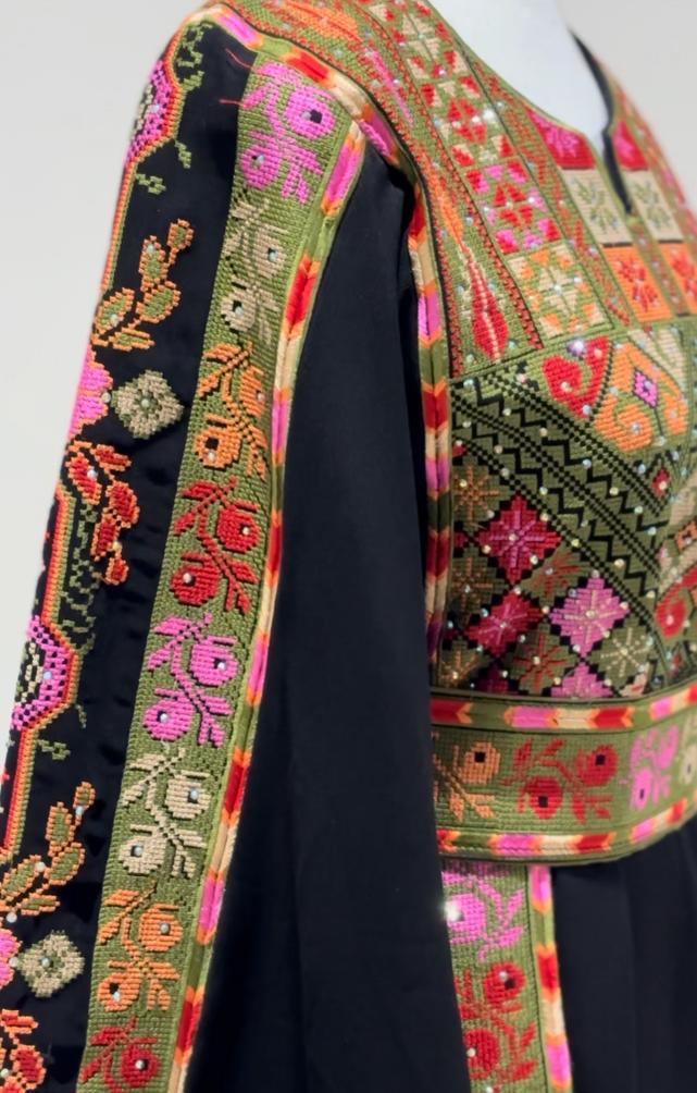 Palestinian Embroidered Thobe With Double Sided Reversible Belt (The Original Falahi Thobe) Black.
