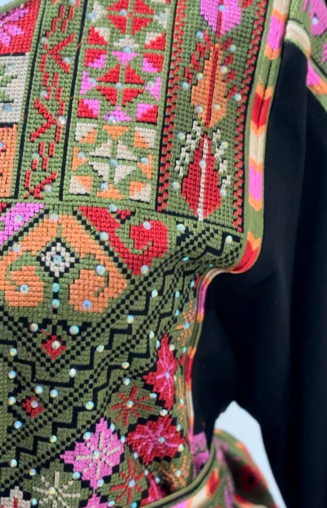 Palestinian Embroidered Thobe With Double Sided Reversible Belt (The Original Falahi Thobe) Black.