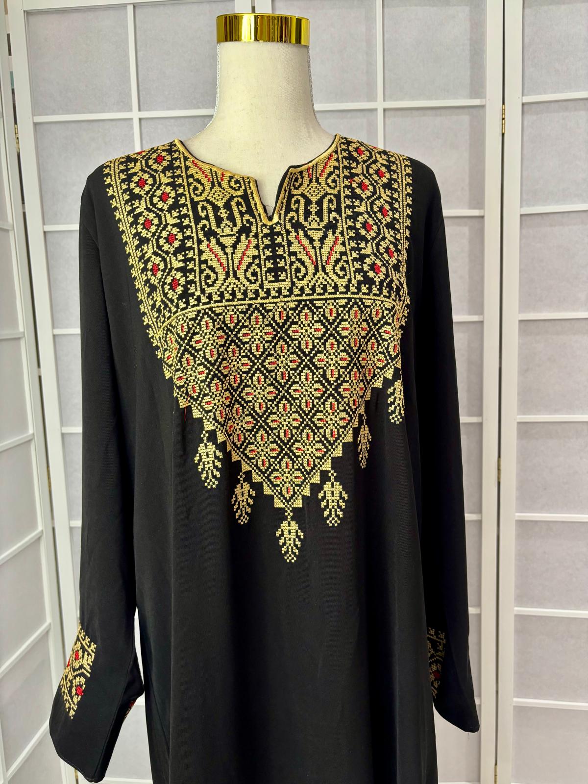 Traditional Tatreez Thobe (Gold)