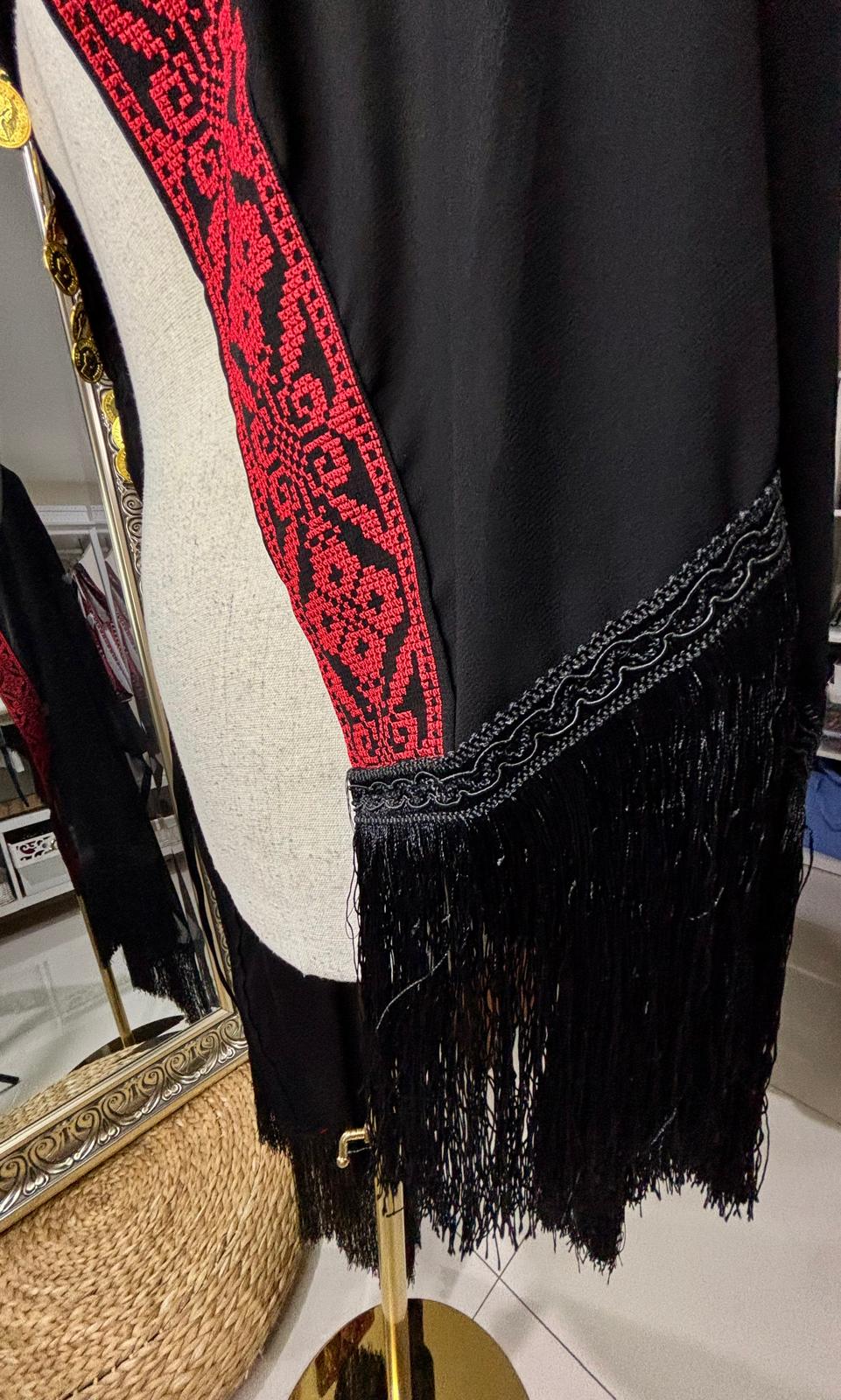 Black veil with red tatreez